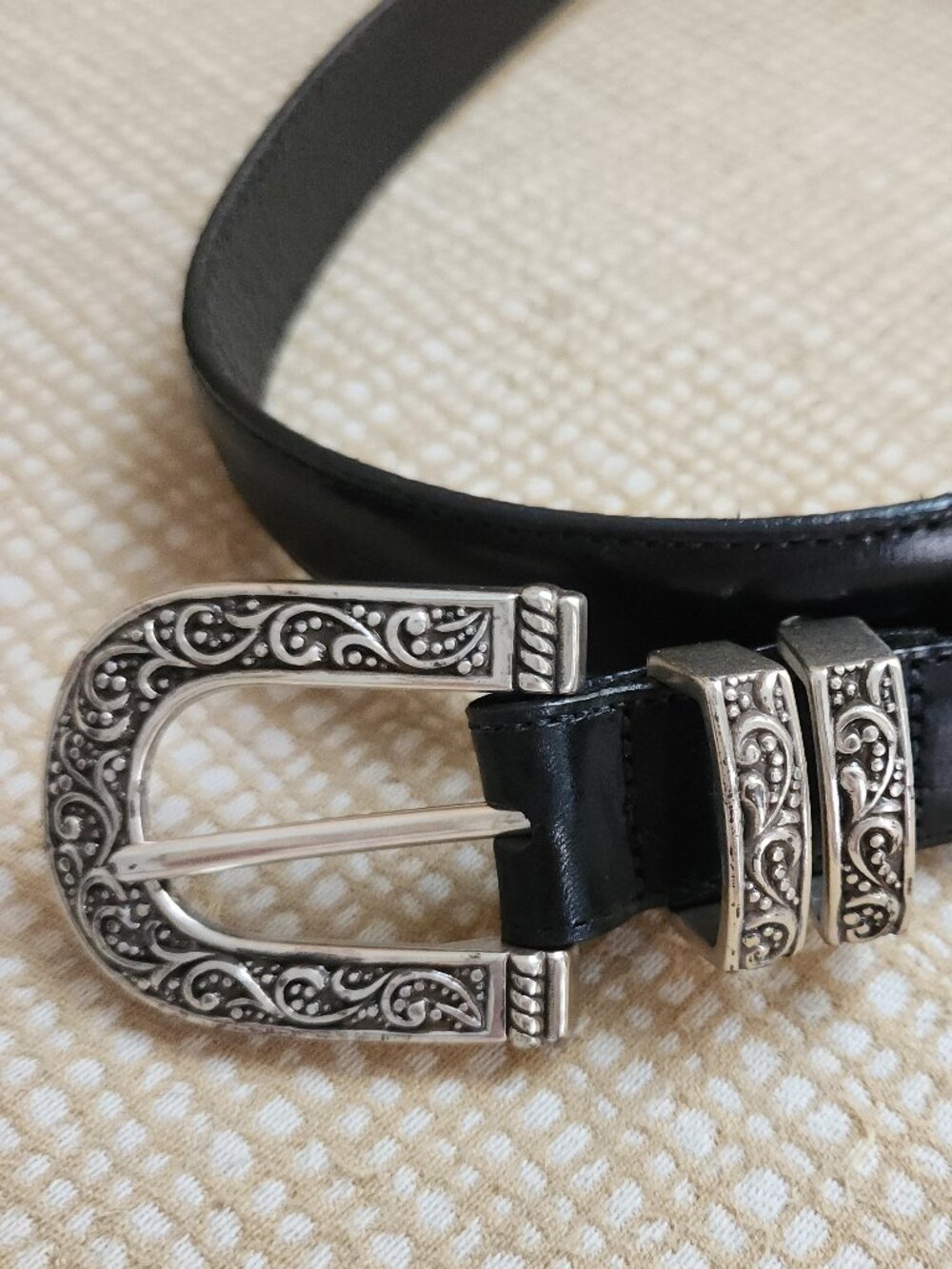 Brighton Black Leather/Silver Belt Size L
